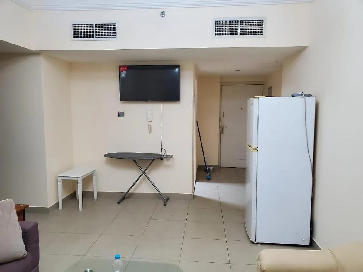 Bed Space Available In Al Majaaz 1 Σάρτζα Διαμέρισμα